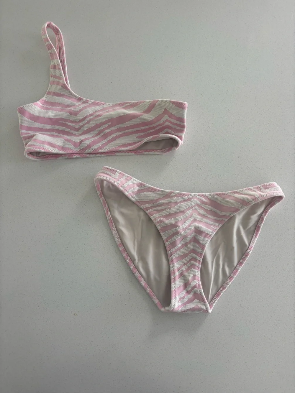 triangl swimwear Pink Zebra One-Shoulder Bikini